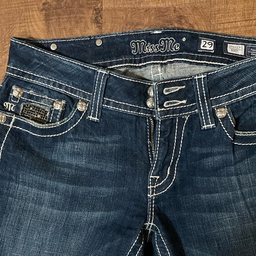 Miss Me Dark Blue Jeans women 29x33 great condition
